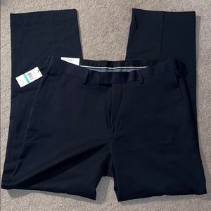 Perry Ellis classic fit flat front dress pants